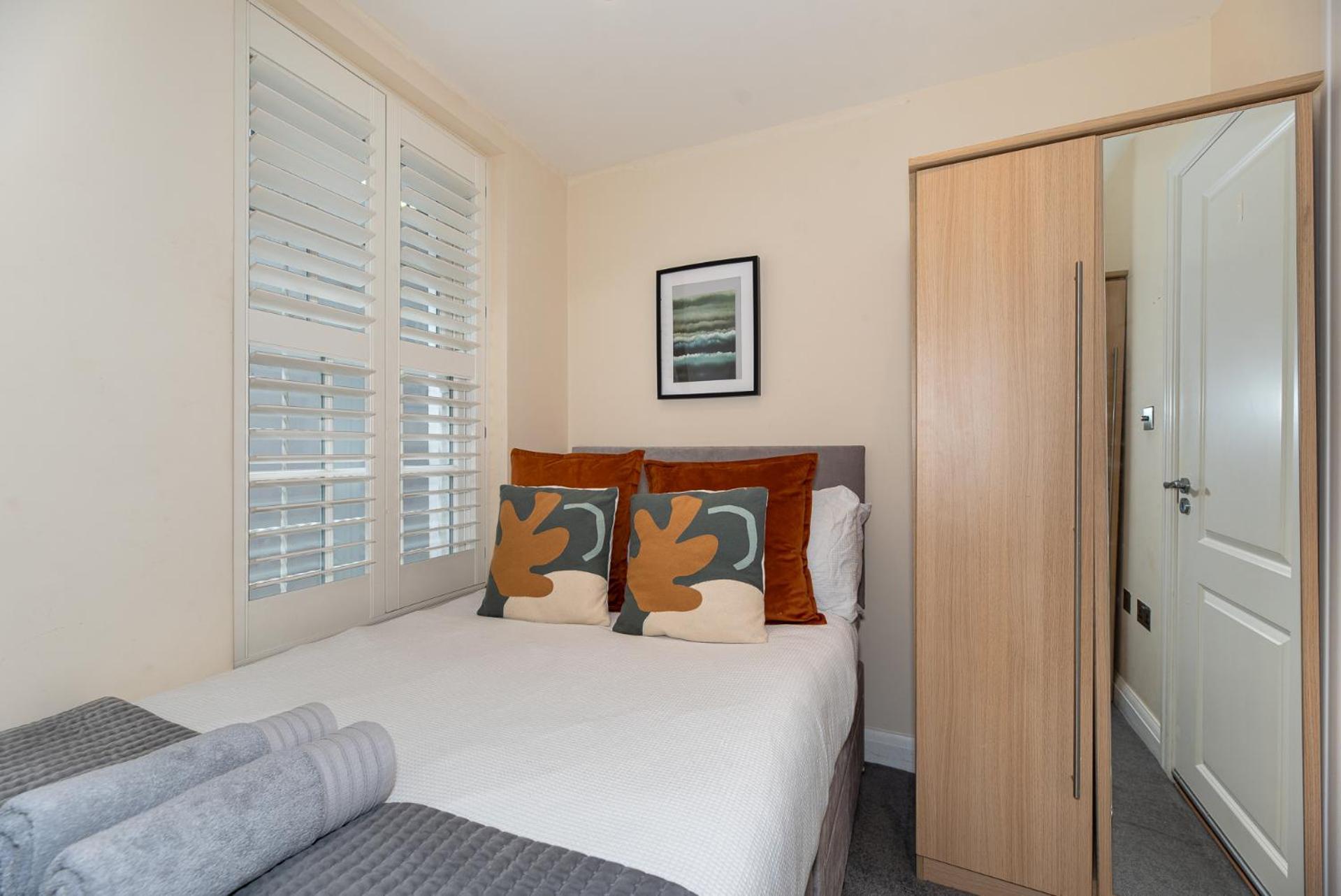 3 Bedroom With Private Terrace In Pimlico, Westminster, Victoria * London