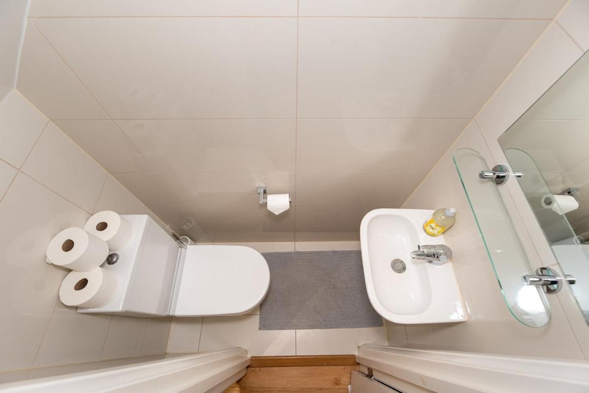 3 Bedroom With Private Terrace In Pimlico, Westminster, Victoria *